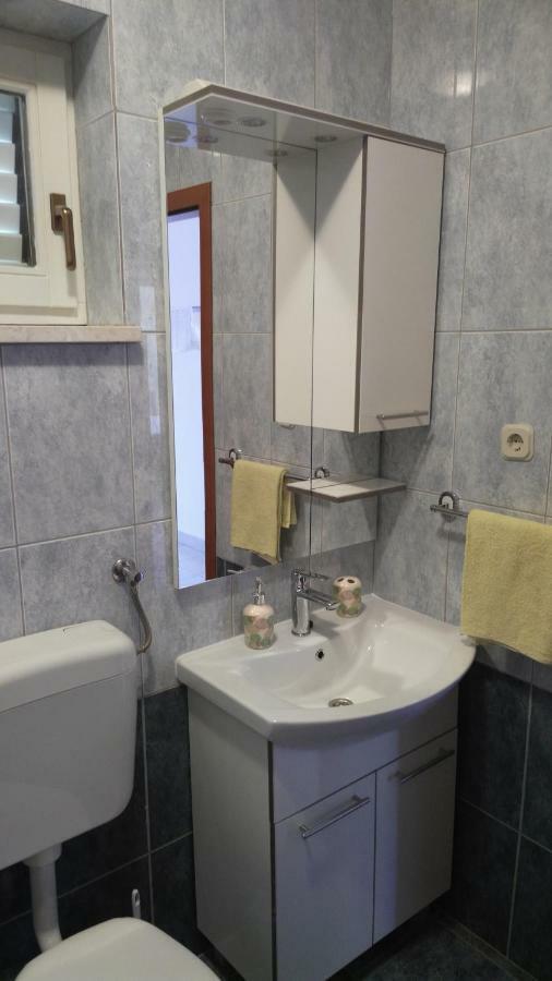 Apartments Zunic トロギール エクステリア 写真