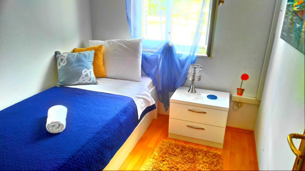 Apartments Zunic トロギール エクステリア 写真